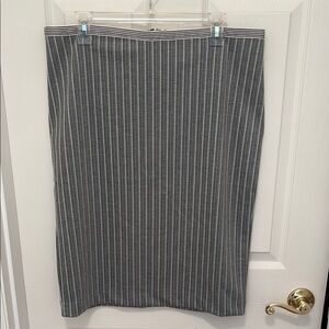 Striped pencil skirt